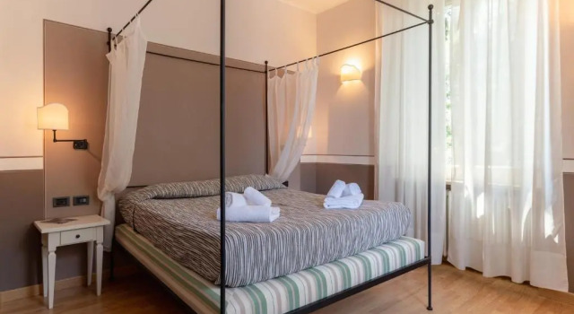 Люкс с видом на сад Villa Romantica Wellness & SPA