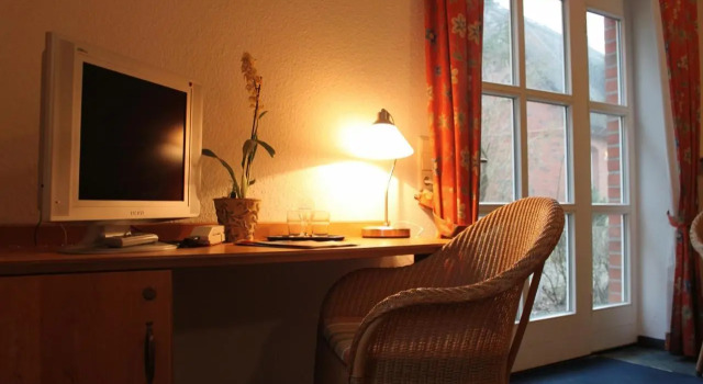 Hotel Alt Wittower Krug, Забронировать Отель Вик Wittow Peninsula