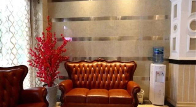 Zitong Ouyuelai Hotel, Varaa Hotelli Hotellit Sichuan pysäköinnillä, Pysäköinti