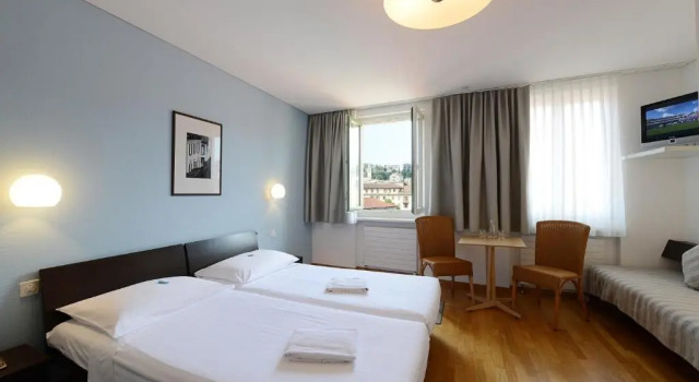 Трёхместный семейный номер Standard Hotel Pestalozzi Lugano