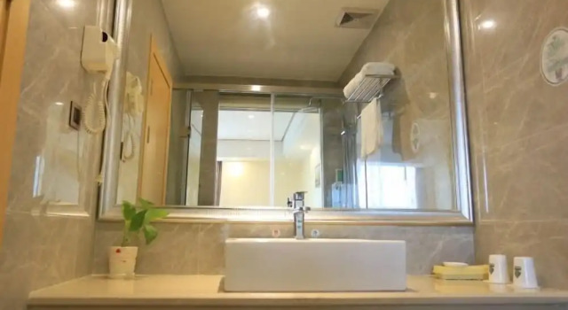 Номер Standard GreenTree Alliance Foshan West Station Luowu Road Hotel