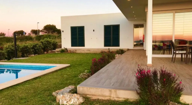 Villa Bella, Book Villa Villaer i Mercadal, Villa