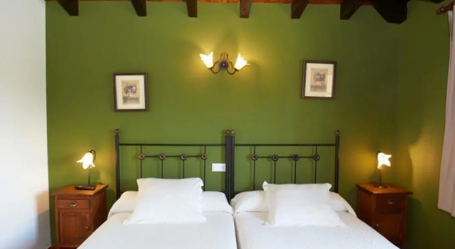 Posada La Vieja Escuela, Rezerwuj Hotel San Vicente de la Barquera 