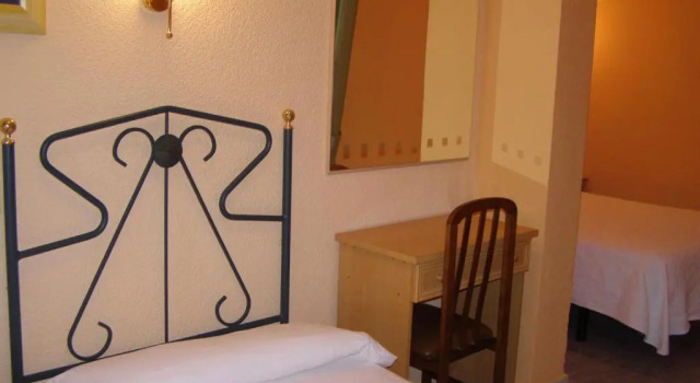 Двухместный номер Standard Hostal Fernández Atocha