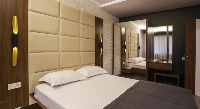Люкс Maxuite Hotel in Home