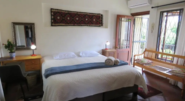 Апартаменты с видом на горы 10 Alexander B&B