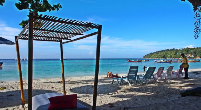 Seaside Resort Koh Lipe, Забронировать Курортный отель Ко Липе провинция Сатун