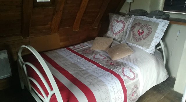 Gîte Les Combes Montignac Lascaux, Забронировать Отель Отели Монтиньяк с бассейном, Бассейн