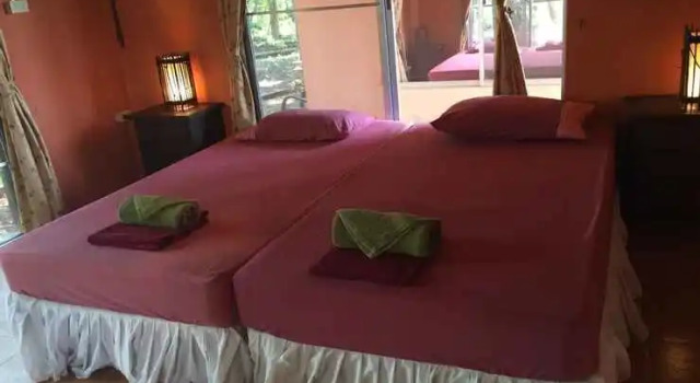 School for Life Home Stay Chiang Mai, Забронировать Отель Дойсакет провинция Чианг Май