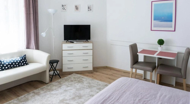 Day and Night Hostel, Забронировать Хостел Будапешт 