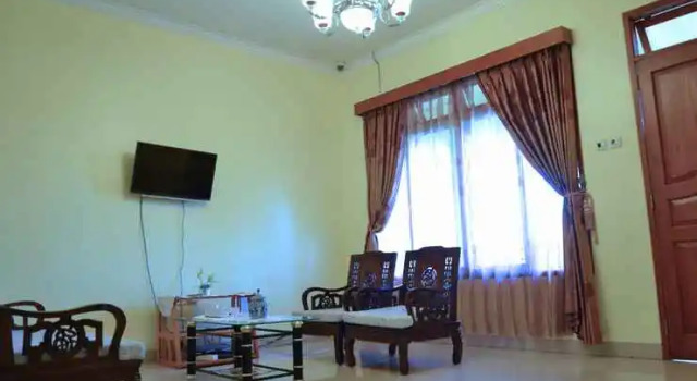 Rumah Kuning Bandung