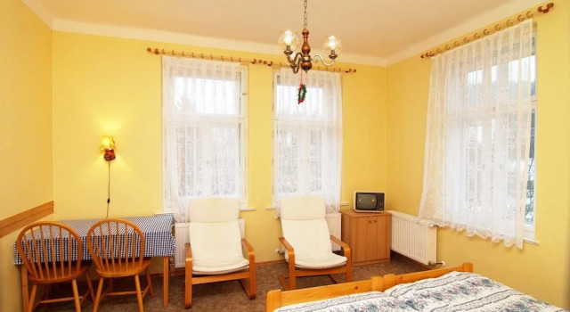 Penzion Vila Jelenka, Rezerwuj Hotel Smržovka Jizera Mountains