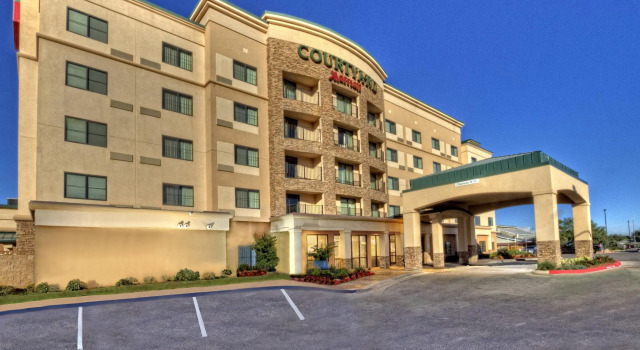 Номер Standard Courtyard by Marriott Midland