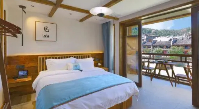 Phoenix Ancient City Mountain Ye River View Homestay, Rezerwuj Hotel Xiangxi Hunan