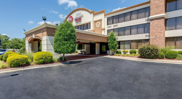Кровать в общем номере SureStay by Best Western Charlotte Matthews