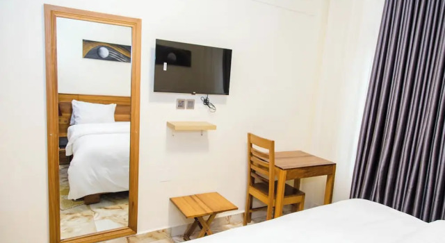 Camera Standard Mountain View Hotel & Apartment