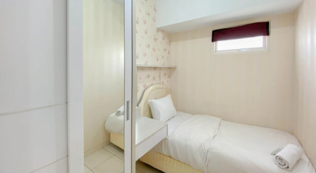 Spacious And Homey 3Br At Springlake Summarecon Bekasi Apartment