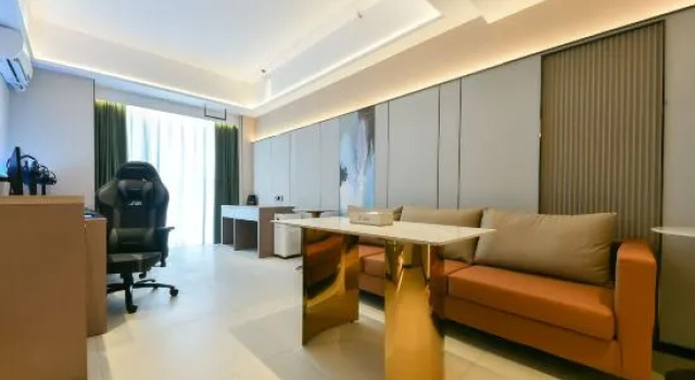 Люкс Ye Yuchen E-sports Movie Hotel (Xueyuan Road Muxili Shopping Park)