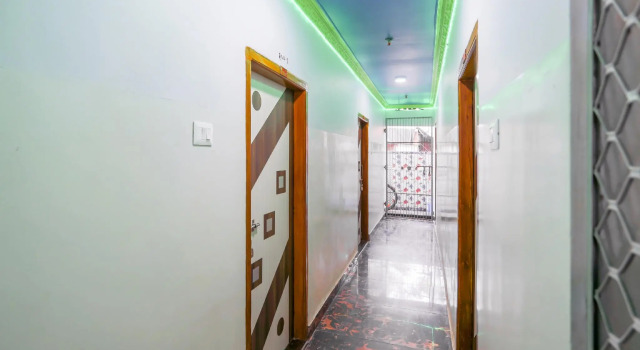 SPOT ON 79044 Shree Srikhetra Nivas