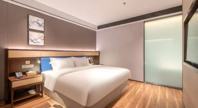 Люкс Deluxe Golden Chau Apartment (Chaozhou Dongbao Plaza Zuoyicheng People's Square)