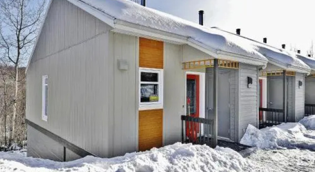 Chalet - 49 Chemin De La Corniche, Book Chalet Hoteller i Stoneham med parkering, nær Stoneham Golf Club, Parkering