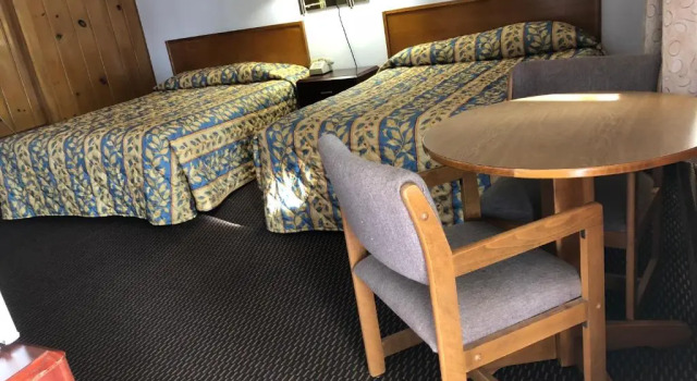 Четырёхместный номер Standard Sun N Snow Hotel