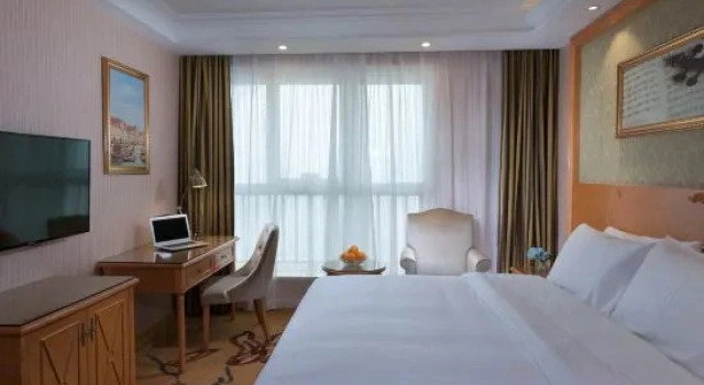 Двухместный люкс Deluxe Vienna Hotel (Nanchang New Hongcheng Market, Huaqiaocheng)