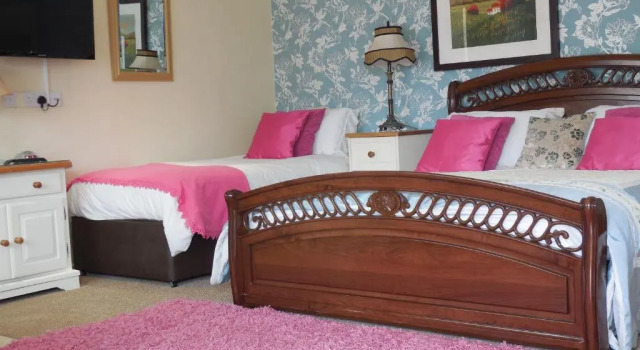 Семейный номер Standard с видом на сад Crystal Springs B&B