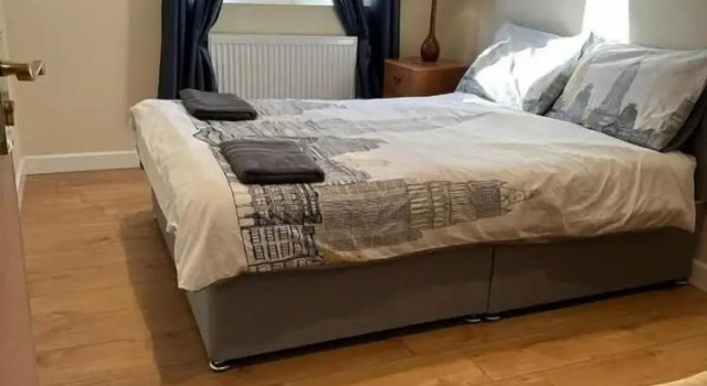 Номер Standard Luton Town House Near AIRPORT