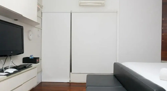 Comfy and Simply 1BR Tamansari Semanggi Apartment, Забронировать Апартаменты/квартира Отели Джакарты с бассейном, рядом с Satria Mandala Museum, Бассейн