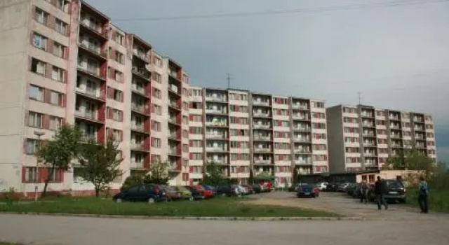 Študentský domov TU Jedlíkova 9, Rezerwuj Hotel Hotele w Košický kraj z parkingiem, Parking