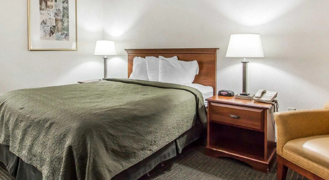 Standardowy dwuosobowy pokój Quality Inn Cullman