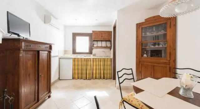 Appartamento A Mare, Via Porto 69, Забронировать Апартаменты/квартира Отели Полиньяно-а-Маре с парковкой, рядом с Пещера монахинь, Парковка