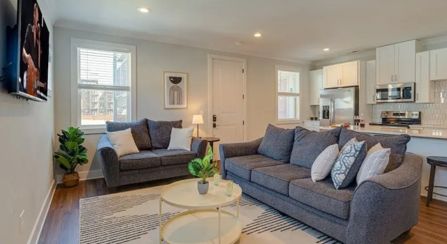 Коттедж Modern Melrose-sleeps 8- Mins to Downtown Broadway