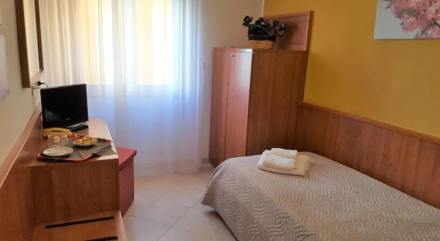 Номер Economy hotel bengasi