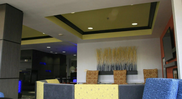 Hampton Inn Muskogee, Varaa Hotelli Muskogee 