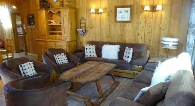 Chalet les trois coeurs, Забронировать Шале Виллы Овернь-Рона-Альпы, Вилла