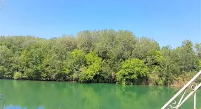 Gite face à la rivière -proche du pont du Gard-