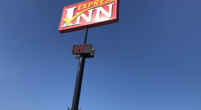 Express Inn Weslaco/Mercedes, Забронировать Отель Уэслако Rio Grande Valley