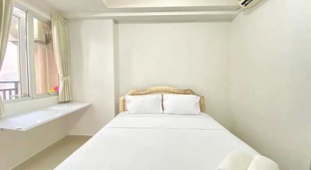 Compact Studio Room Apartment at Sudirman Suites Bandung, Book Apartment Hotels in Bandung with a Pool, near Braga City Walk, Swimming Pool
