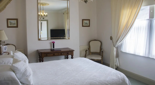 Номер Deluxe Albert & Victoria Guest house