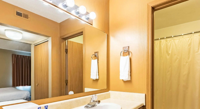 Двухместный люкс Americas Best Value Inn St. Marys