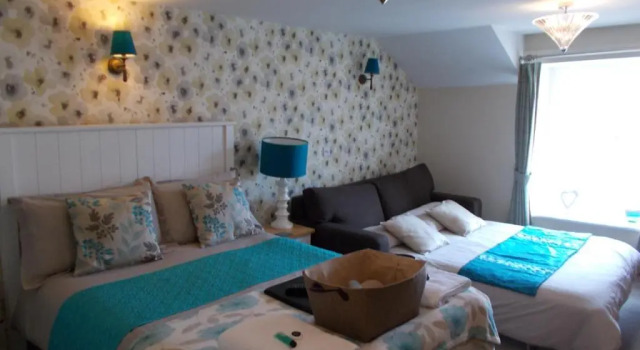 Номер Superior The White Lion Hotel