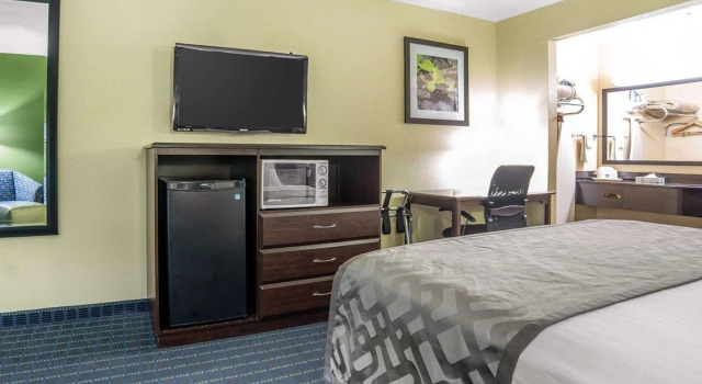 Rodeway Inn & Suites Needles