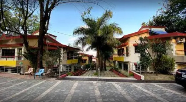 Bhatia Villas 3BHK