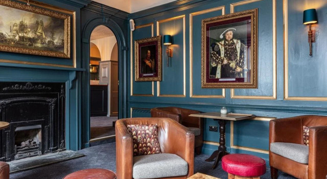 The Kings Arms and Royal Hotel, Godalming, Surrey - The Coaching Inn Group, Забронировать Отель Годалминг 