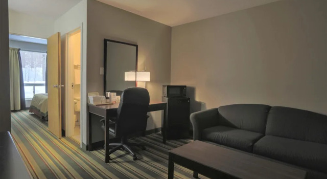 Люкс Standard Jolly Roger Inn & Resort