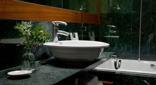 Номер Deluxe Athenaeum Eridanus Luxury Hotel