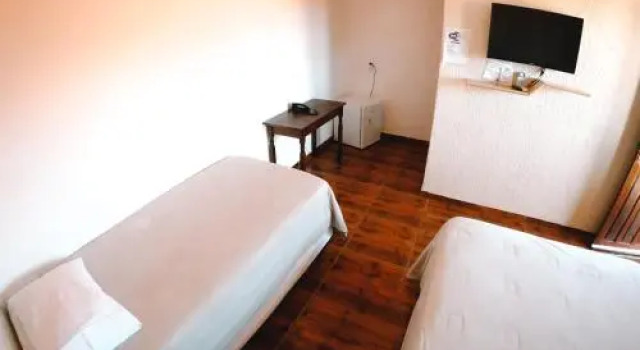 Hotel Brasil, Забронировать Отель Кристалина Гояс