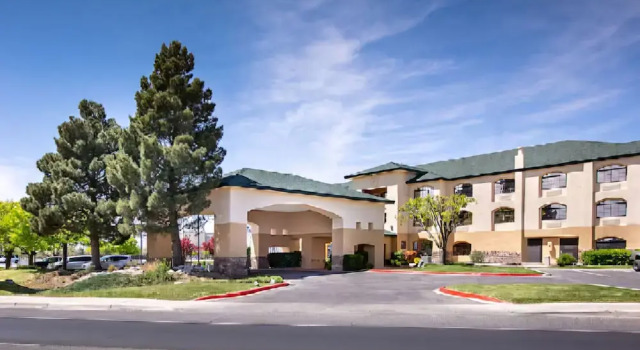 Cash Rewards Inn & Suites, Varaa Hotelli Roswell New Mexico